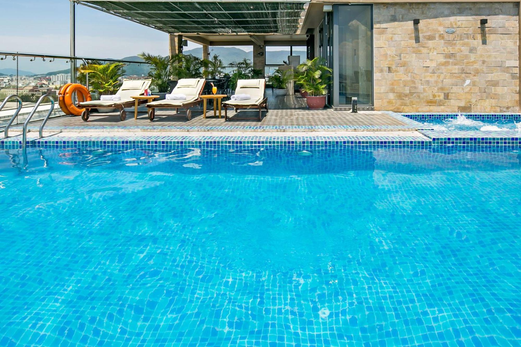 Bliss Luxury Hotel Da Nang Eksteriør billede